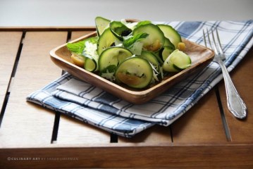 סלט זוקיני חי